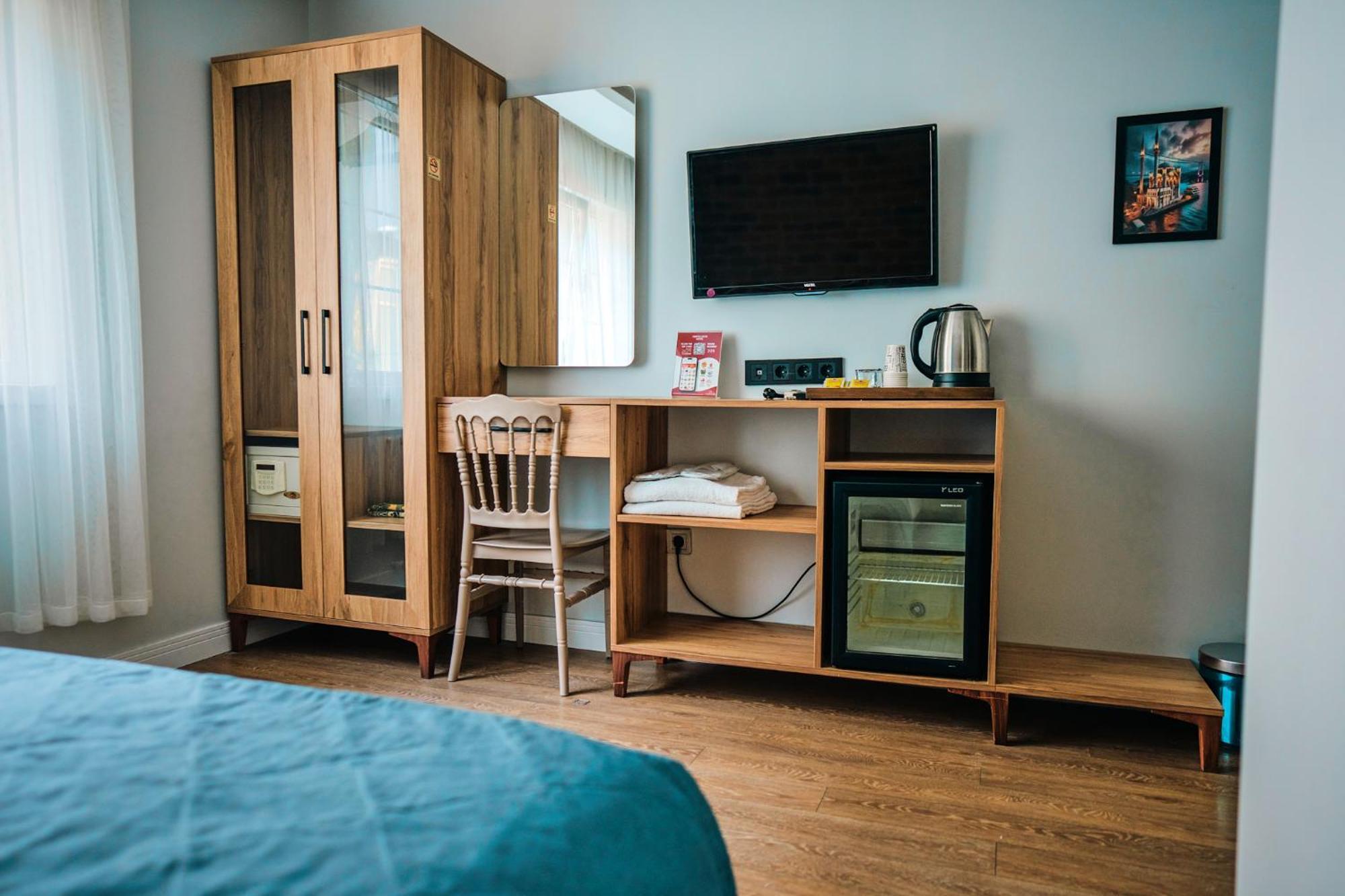 Taksim Santa Lucia Hotel Istanbul Ngoại thất bức ảnh