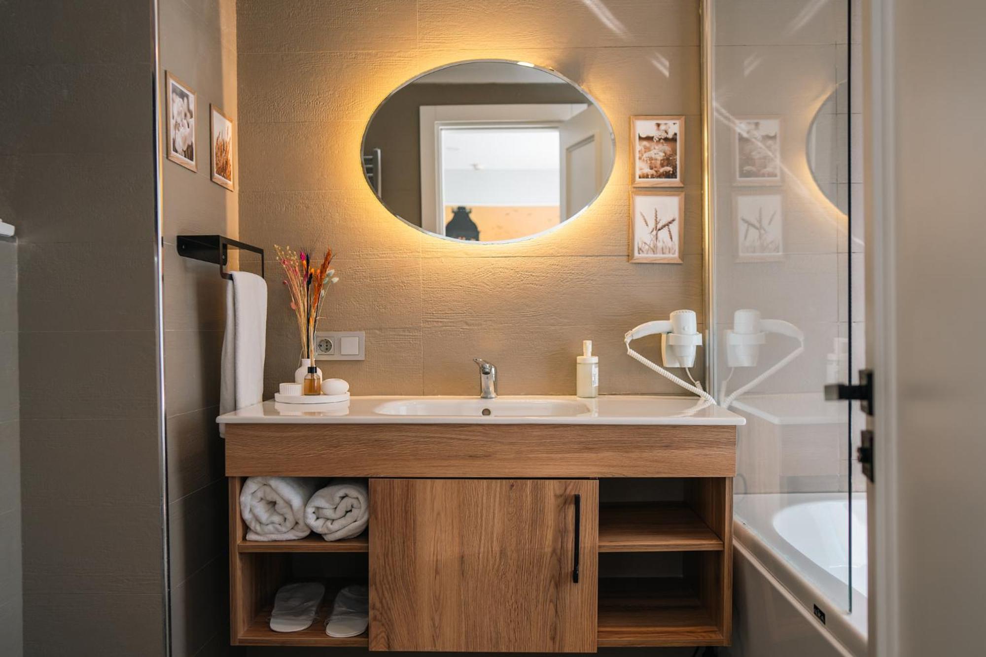 Taksim Santa Lucia Hotel Istanbul Ngoại thất bức ảnh