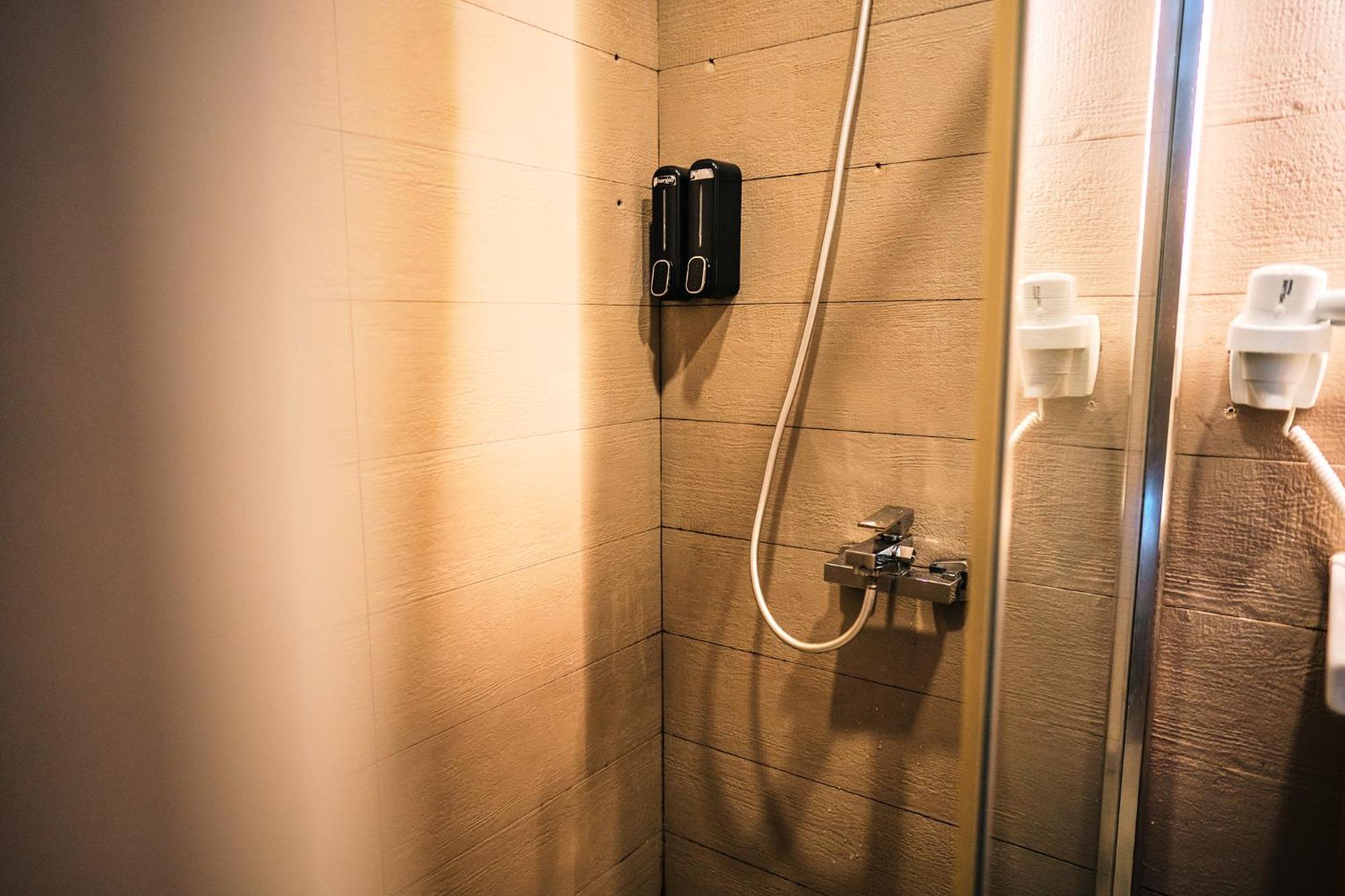Taksim Santa Lucia Hotel Istanbul Ngoại thất bức ảnh