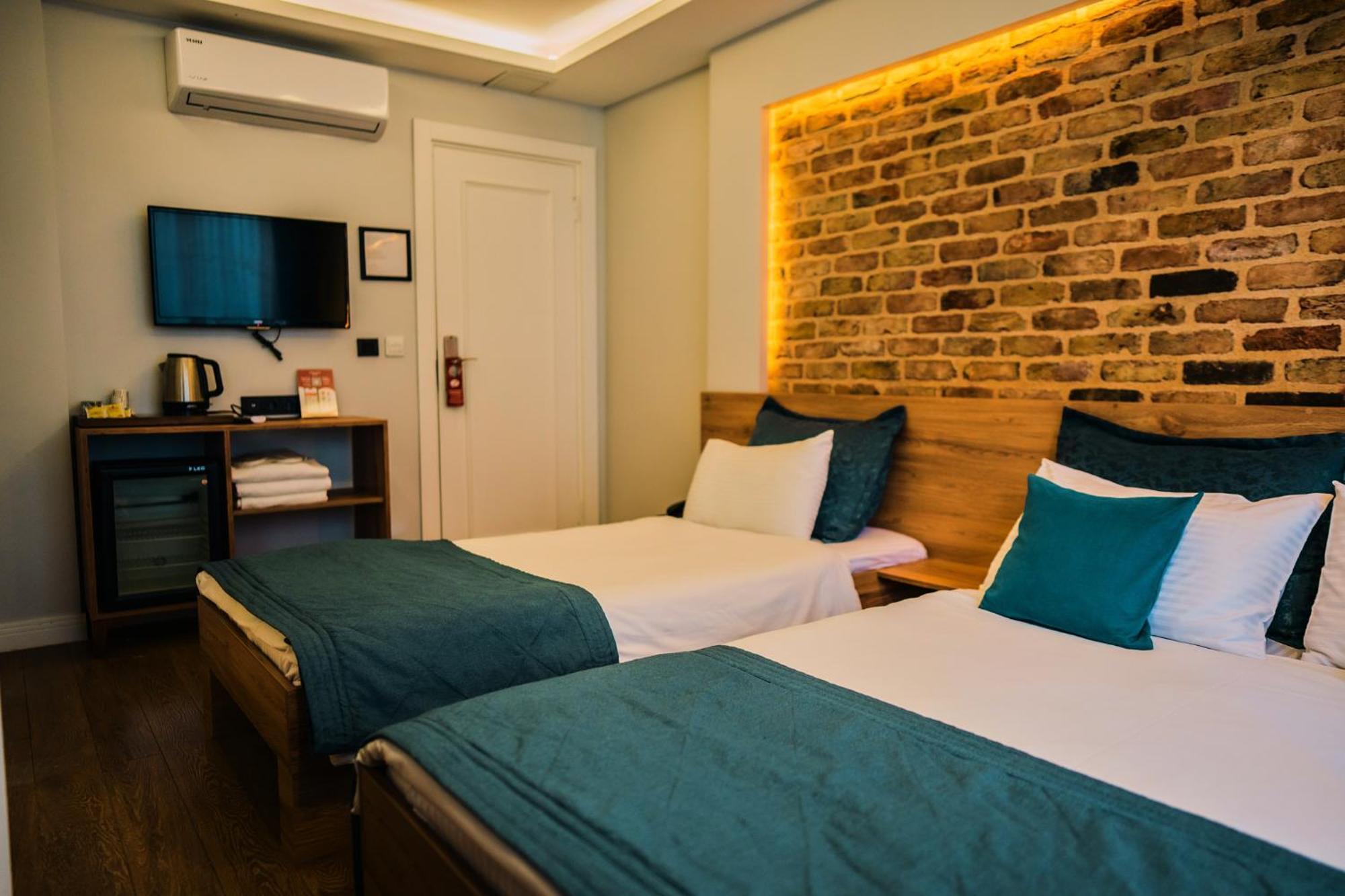 Taksim Santa Lucia Hotel Istanbul Ngoại thất bức ảnh