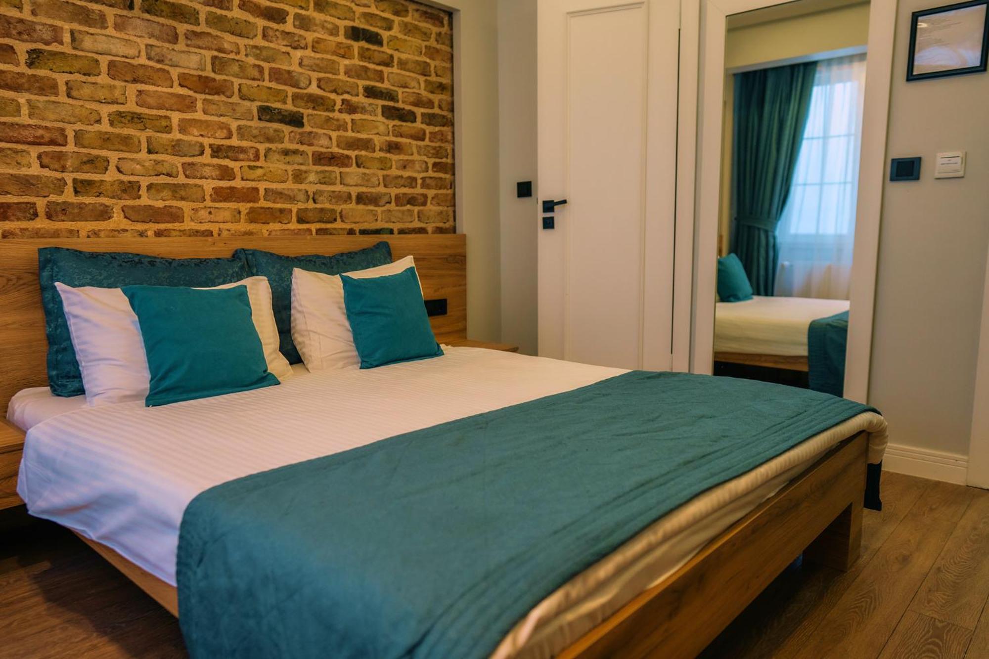 Taksim Santa Lucia Hotel Istanbul Ngoại thất bức ảnh